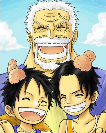 卡普最希望路飞,艾斯和萨博三人能成为最强大的海军战士,可是一个成为