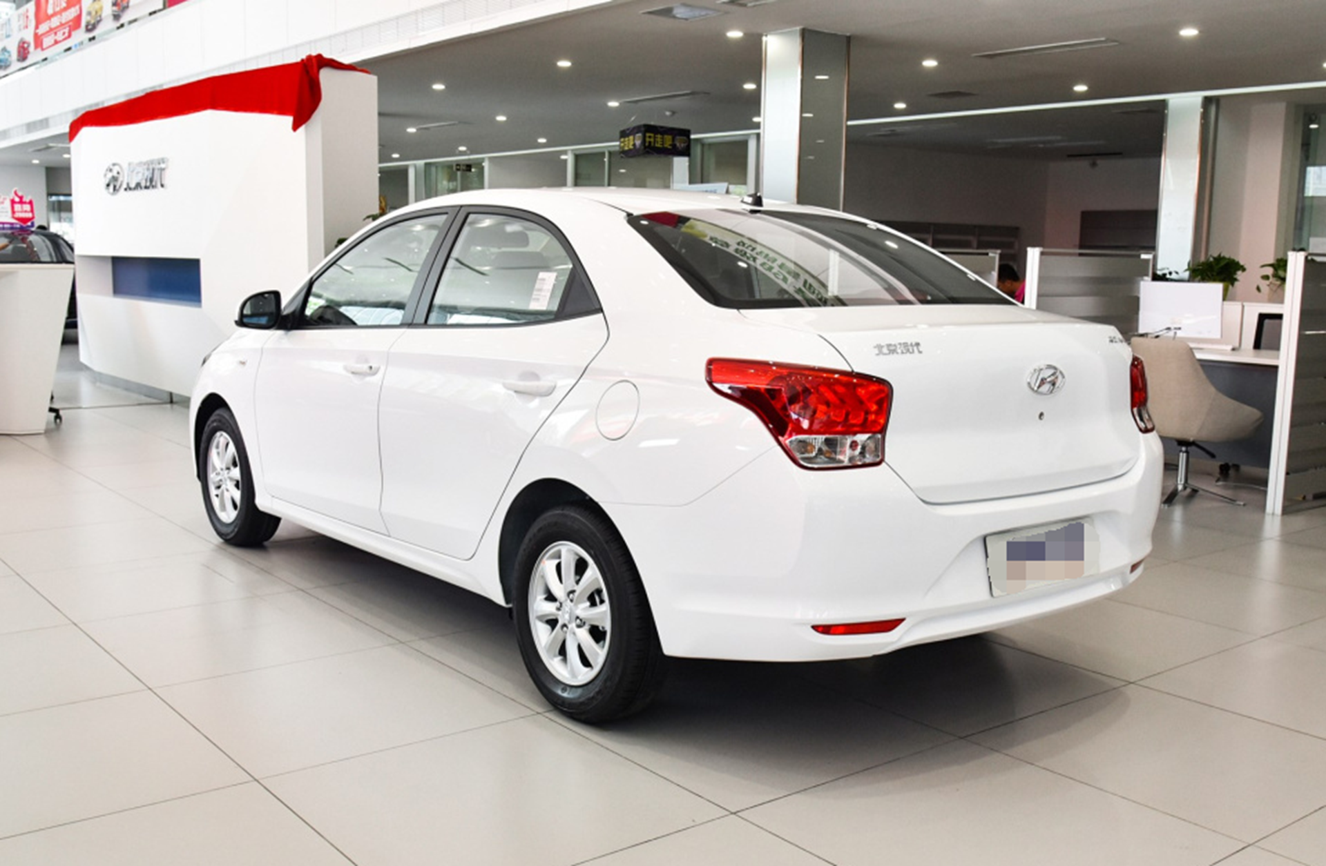 现代瑞纳,大众汽车