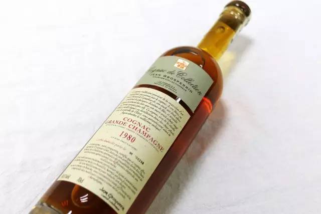 如何读懂干邑酒标？VS、VSOP <wbr>和 <wbr>XO <wbr>是什么意思？