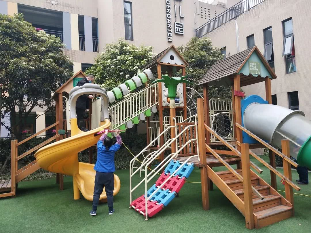 光谷加州阳光幼儿园怎么样(光谷加州阳光幼儿园怎么样收费)