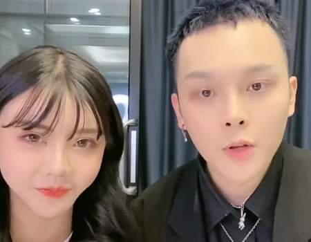 韩安冉离婚后首次和小猪合作,当初闹得不可开交,如今像一家人