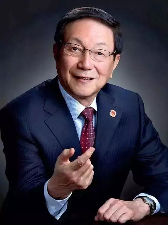 国防科大研制出第一台银河巨型机的总设计师慈云桂院士,他是湖南大学