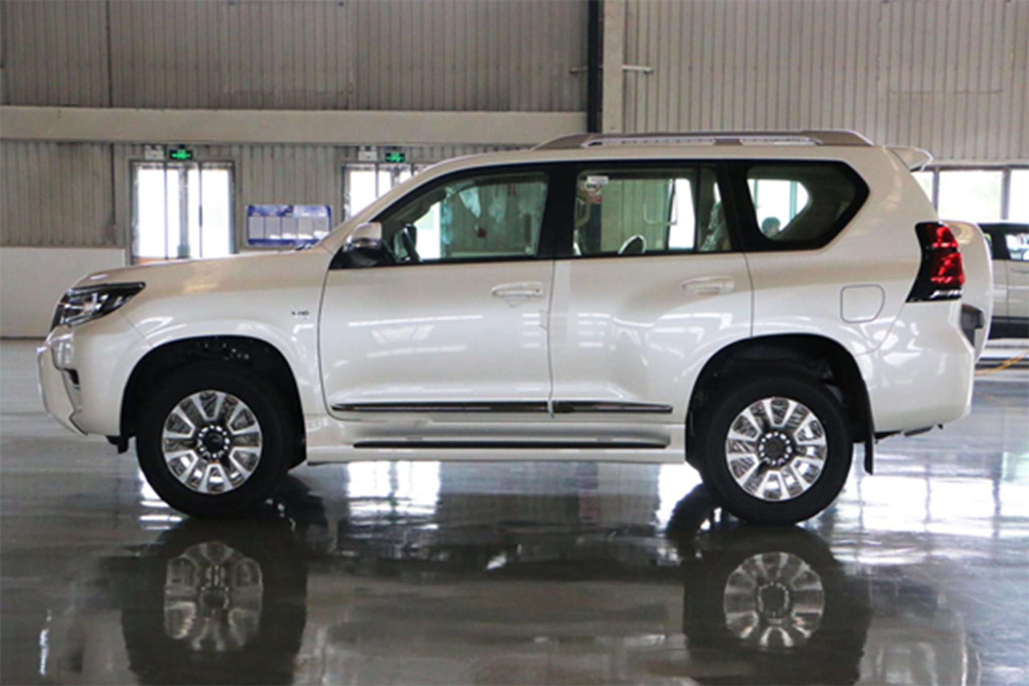 全新普拉多2.5l cvt,进口身份24万,这车能越野?