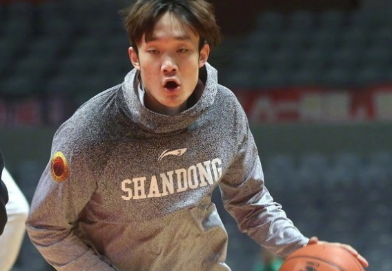 浪子回头丁彦雨航向山东男篮低头辽篮高诗岩郭旭换得朱荣振