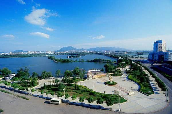 曾是安徽最小的地级市,被誉为当代铜基地,城小人少但却很富有