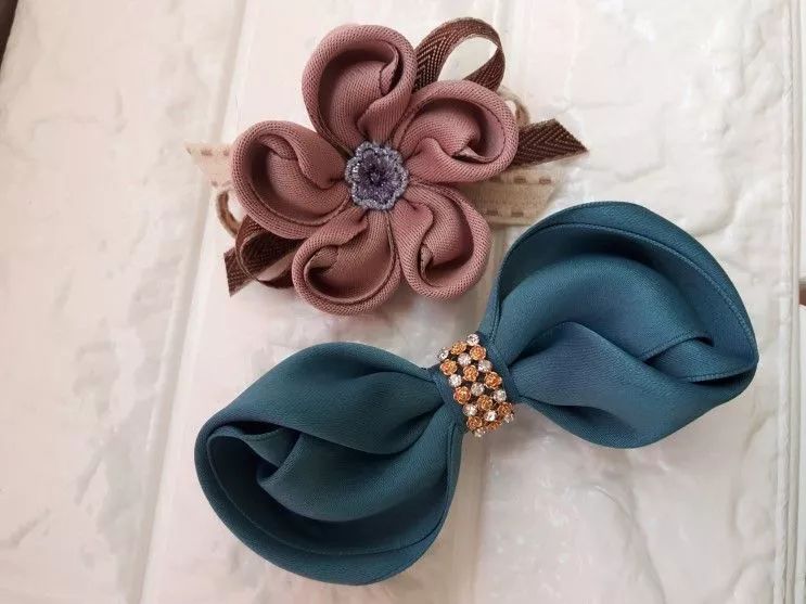 花样头饰自己做,几根丝带搞定一个,大人孩子都抢疯了