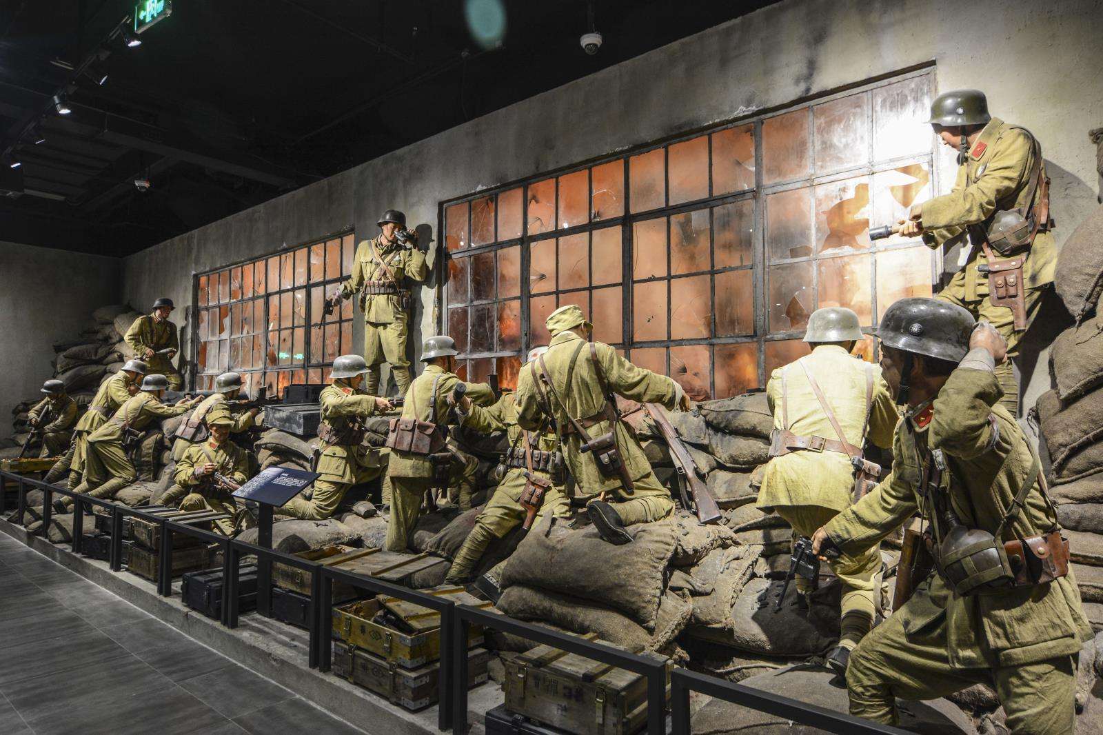 谢晋元,四行仓库