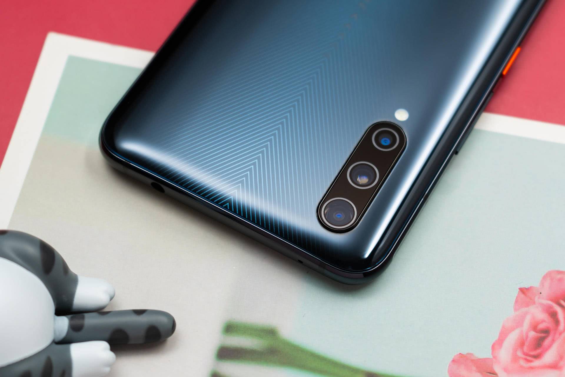 iqoo pro 5g版成5g市场"主力机"性价比高才是王道