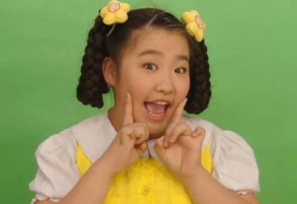 还记得《疯丫头》糖糖吗?当初的胖姑娘瘦身成功,今女神范十足