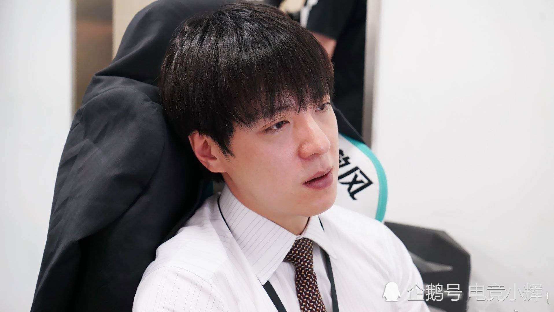 假设金晶洙真离开了t1,谁有能力去执教t1?其实有两种合理选择!