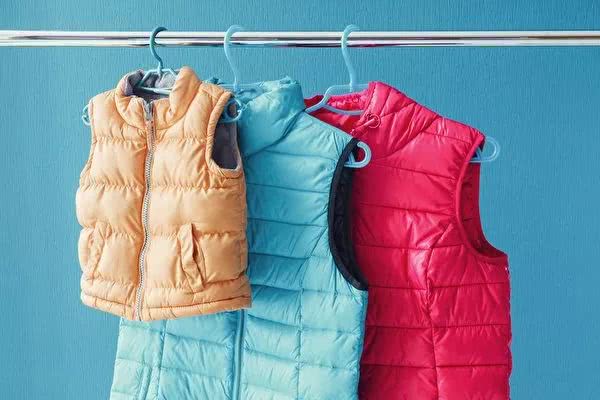 羽绒服自己怎么洗好 羽绒服怎么自己洗-第2张图片-潮百科