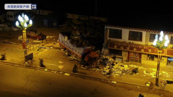 青海祁连一货车失控撞上检查点，致7人死亡2人轻伤