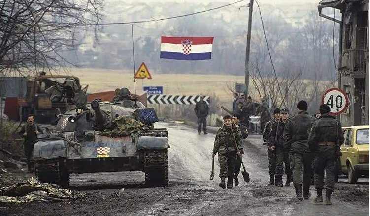 塞尔维亚总统武契奇传奇满门忠烈秉承遗志复兴民族大业