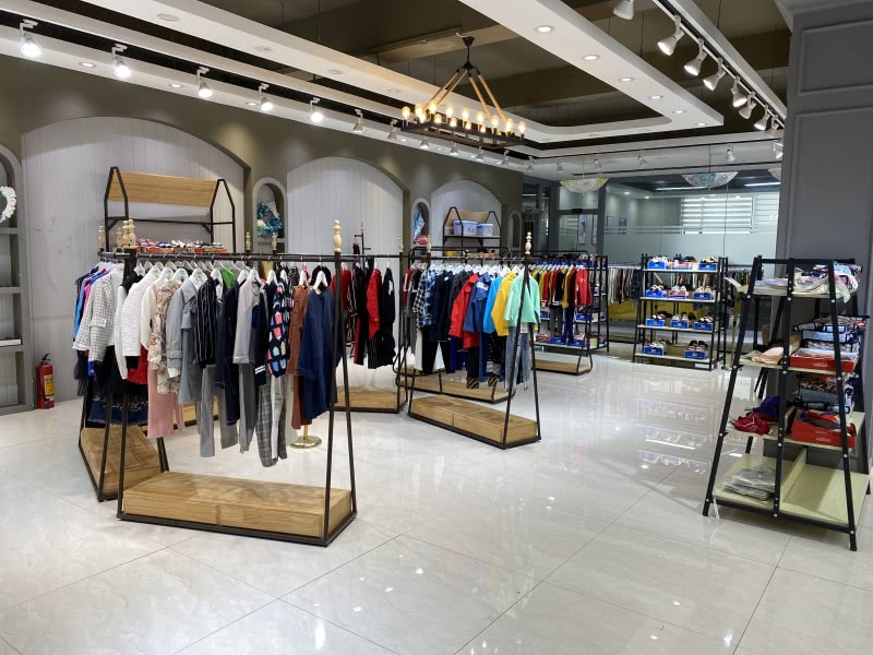 服装店的复苏着力点是什么呢?