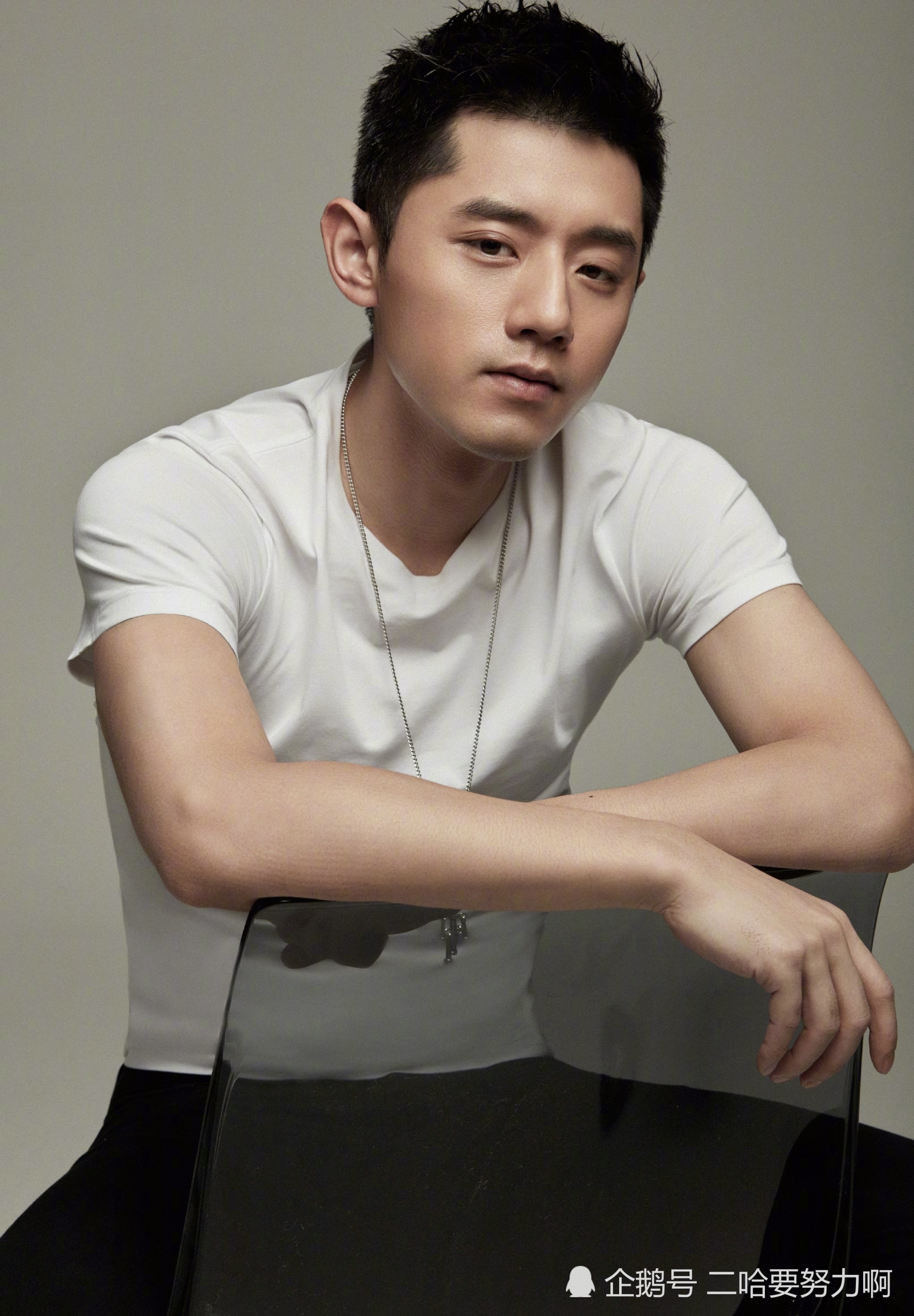 陈赫将首次直播个人全部收入捐出,公众人物理应有所担当