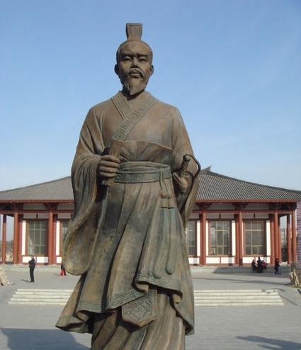 但是在后来汉高祖驾崩之后,吕后则看赵佗是不不爽,赵佗这次也没让着谁