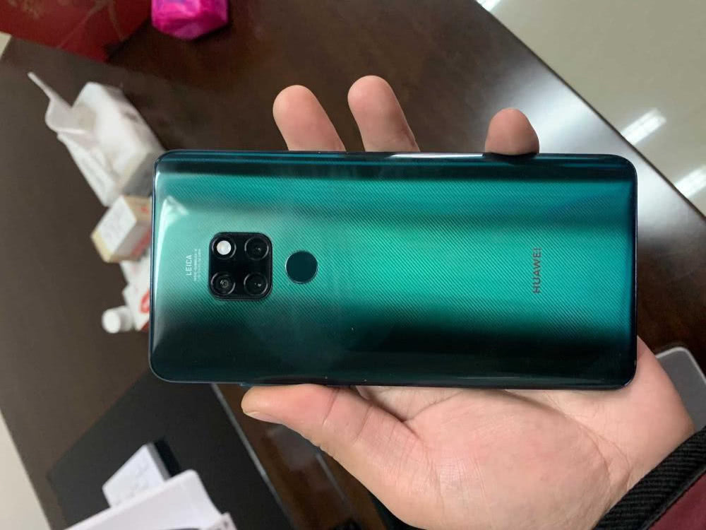 华为mate20,2k屏,华为,华为mate20pro,mate20pro,屏幕指纹,iphone