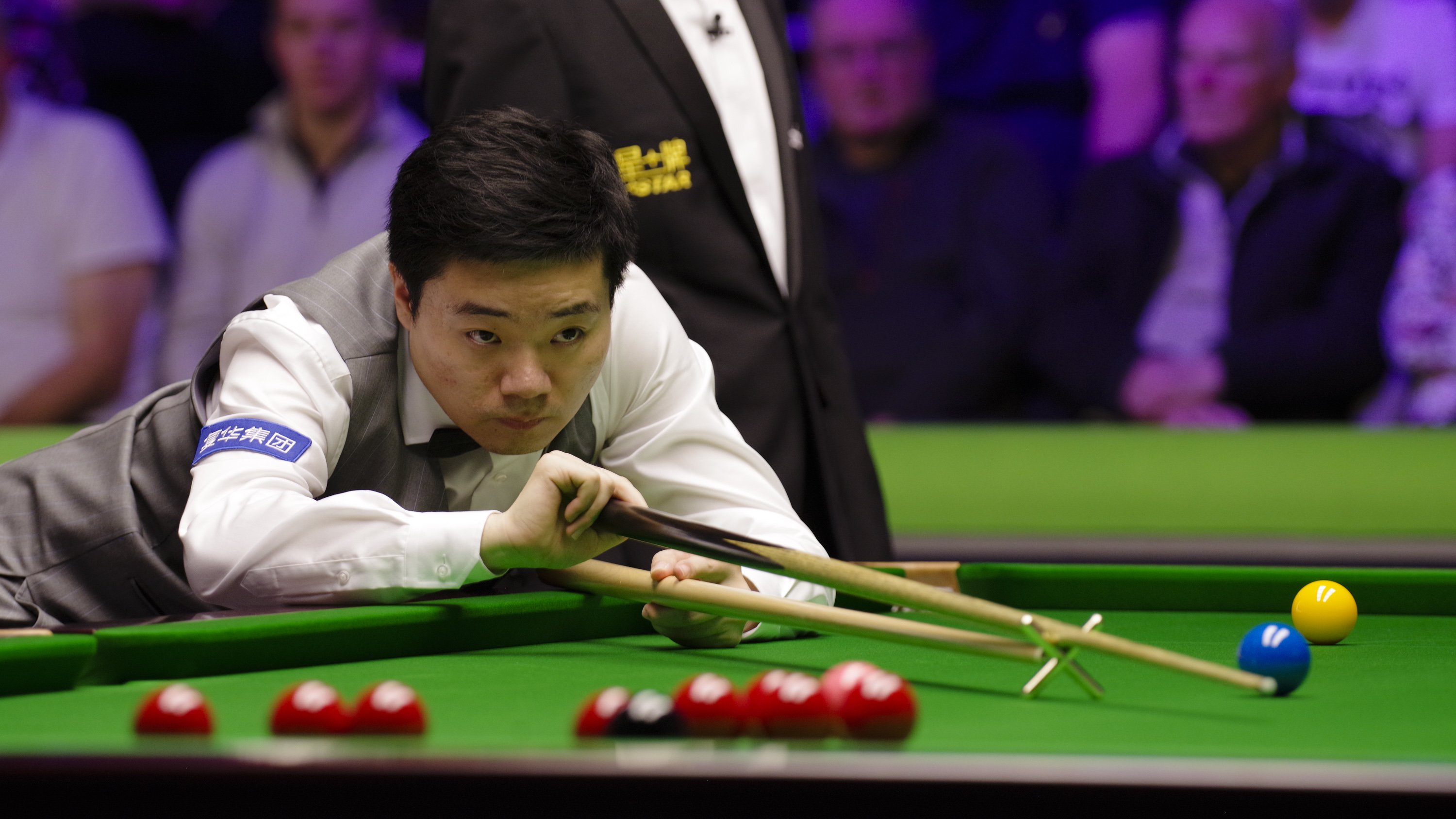 我已经强势回归!_05丁俊晖英锦赛夺冠_斯诺克夺冠丁俊晖
