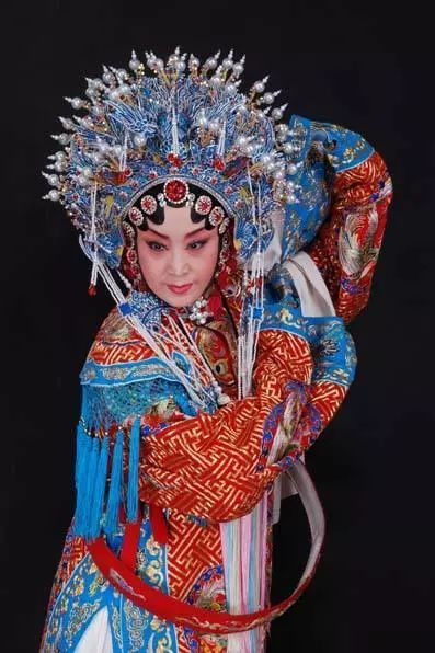 窦凤琴《斩秦英》最能体现她的艺术才华和声腔魅力