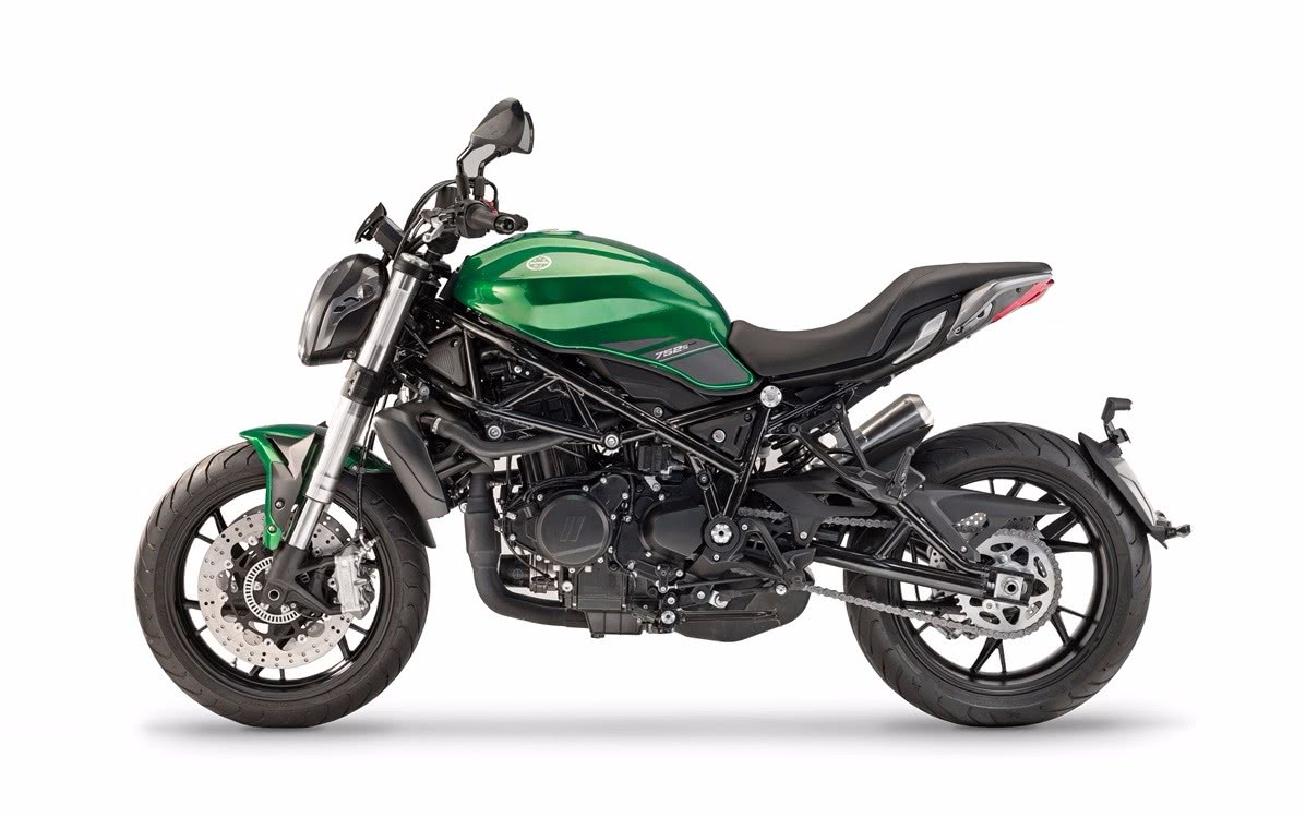 双缸发动,带abs,贝纳利 benelli 752s凭啥火?