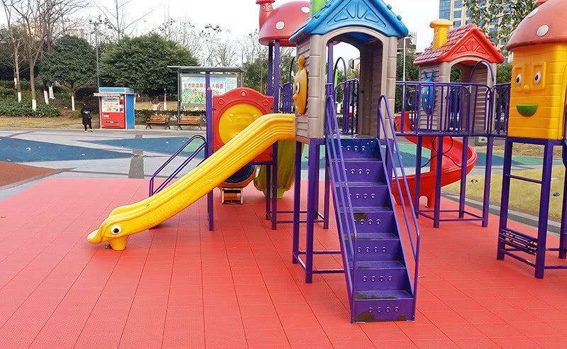 南充西河体育公园运动场地升级改造完成,正式对市民开放