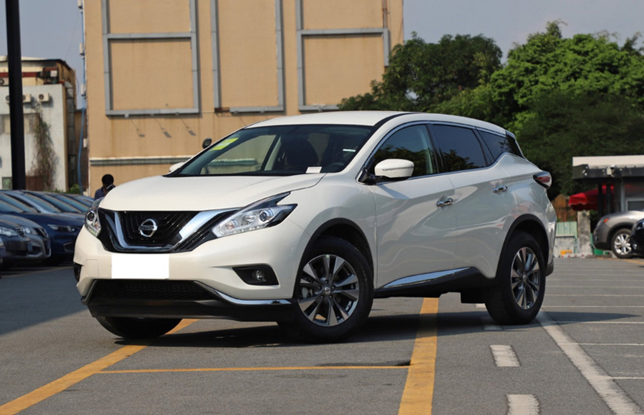 全新日产楼兰上市老款最高降35万裸车2038万买中型suv合适吗