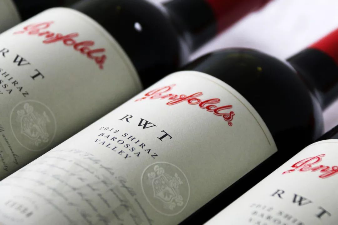 奔富的高端酒款都在这里了,最贵的1瓶要106万!