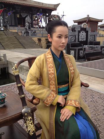 宁中则,华山派,岳不群,笑傲江湖,令狐冲