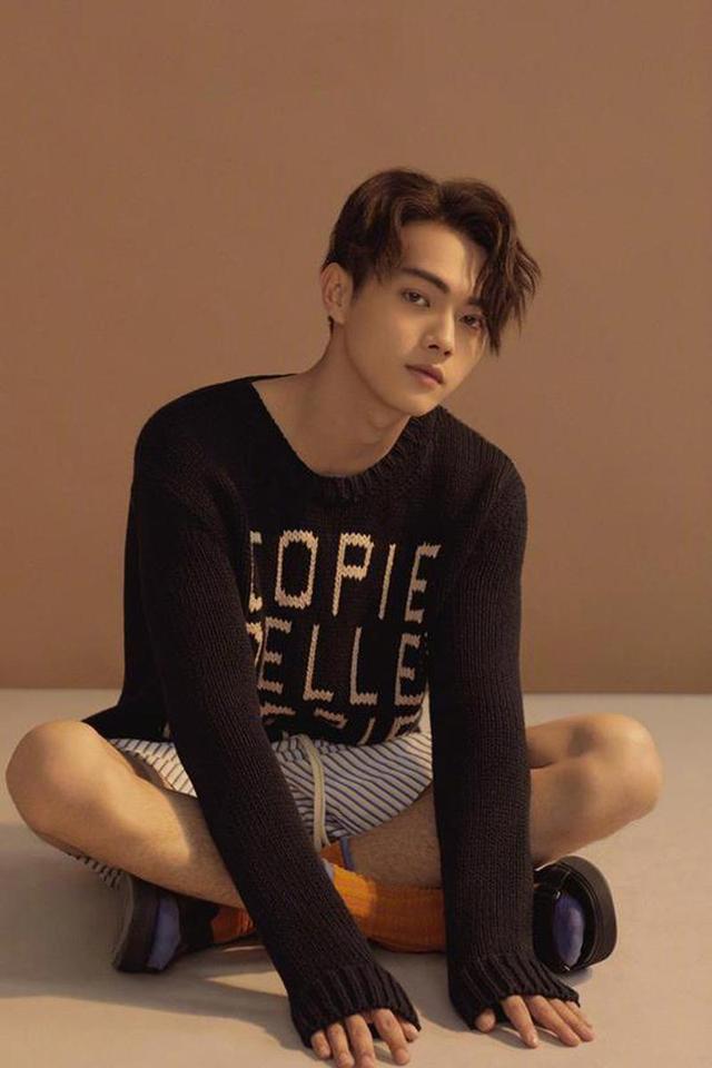 许凯给李泽锋打call,担心会掉粉 戏精网友:会变坏