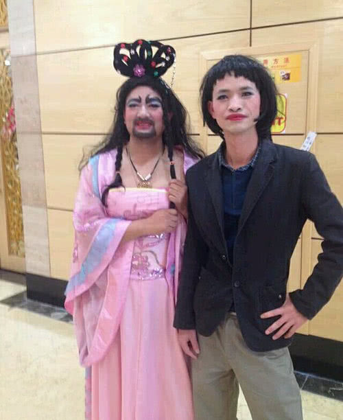 我被换了女装图片,我被换了女装图片动漫-第1张图片-潮百科 我被换了女装图片,我被换了女装图片动漫-第1张图片-潮百科