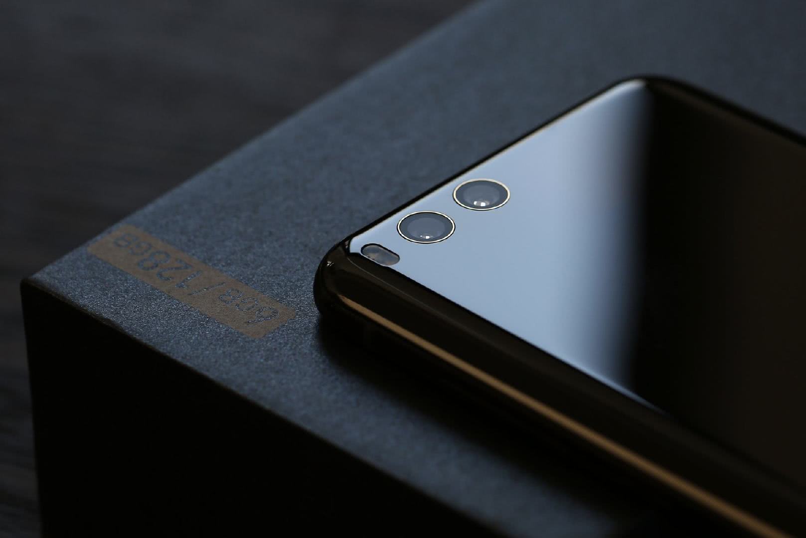 屏下摄像头小米10,iphone12 pro max概念图!