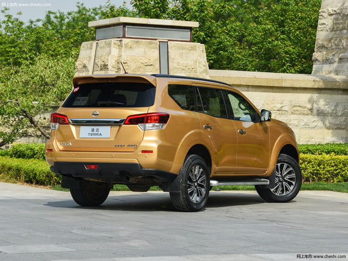 自由光,四驱车,suv,撼路者