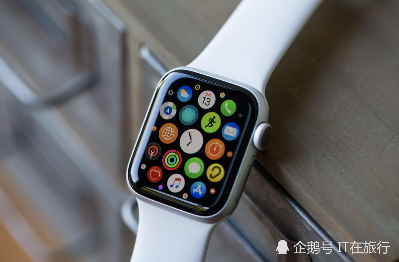 apple watch,智能手表,iphone