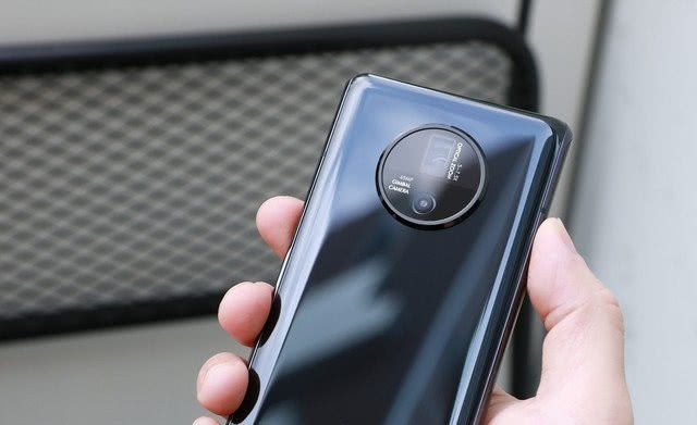 vivo apex,屏下摄像头,概念机,旗舰手机,vivo,屏幕