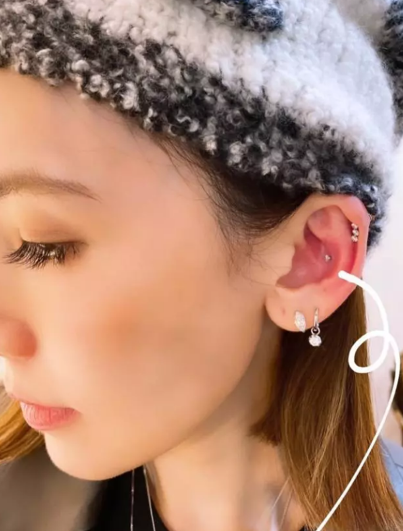 林志颖老婆生日派对,与姐妹们一起相约打耳洞,欧弟娇妻也出镜