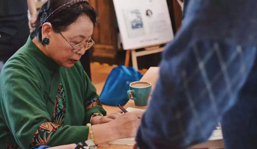说起来你可能不信,我认识一位叶赫那拉氏的"格格"