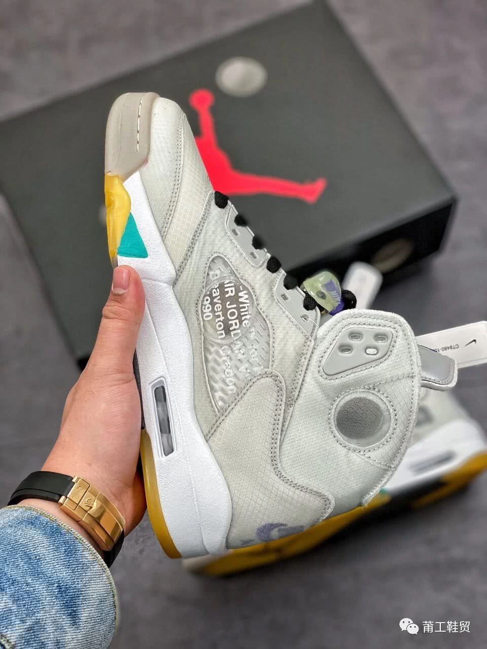 aj5 x ow联名白葡萄开箱