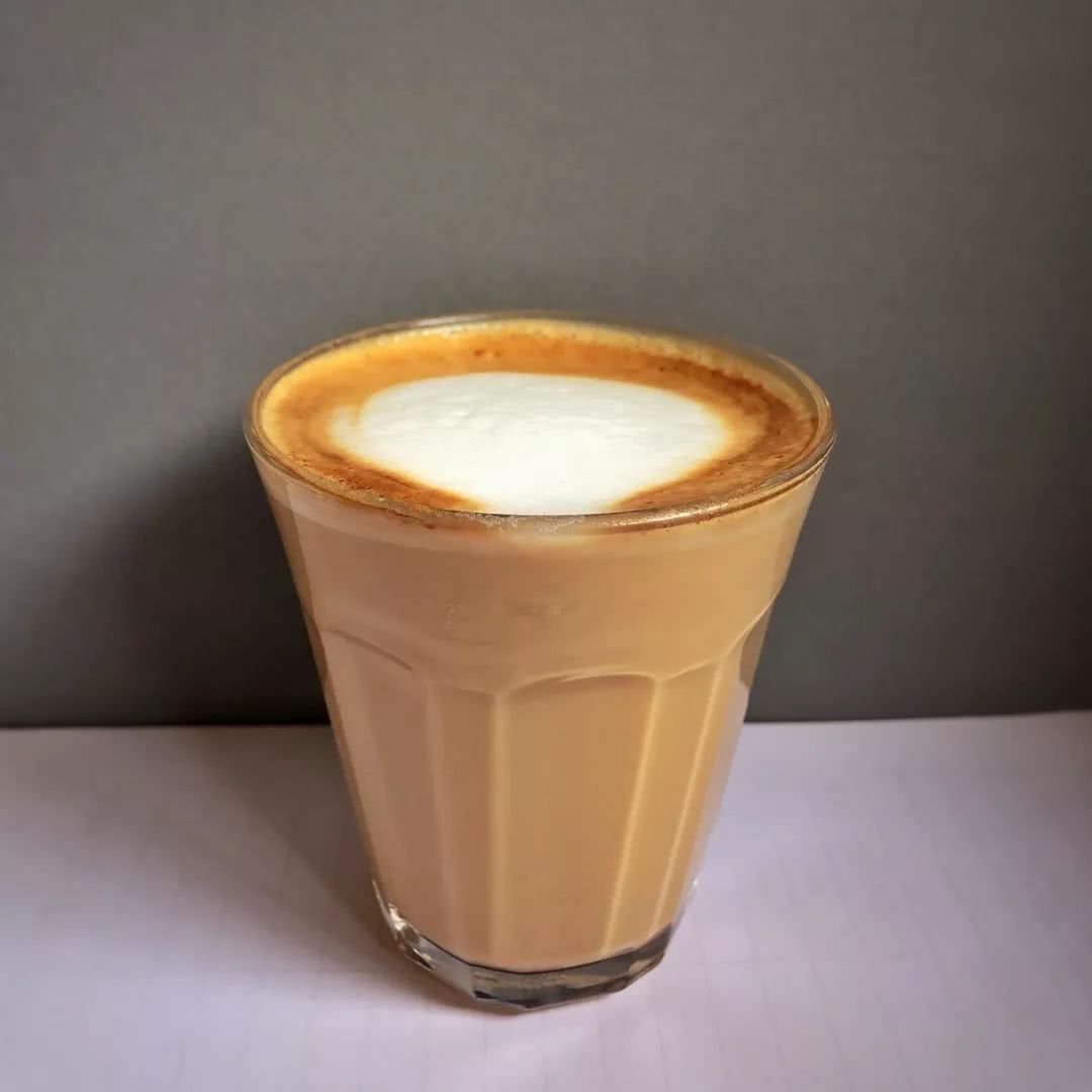 咖啡店里的隐藏限量饮品——冰博克牛奶咖啡