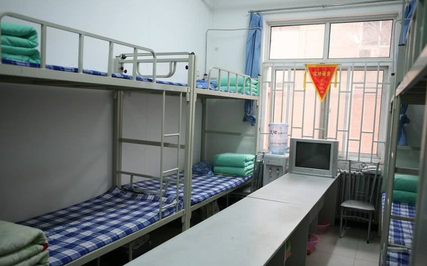 初中生选择住校还是通校,别再纠结,听听我的建议