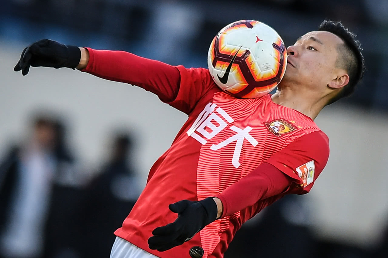 郜林接受《足球报》采访 谈及恒大和国足