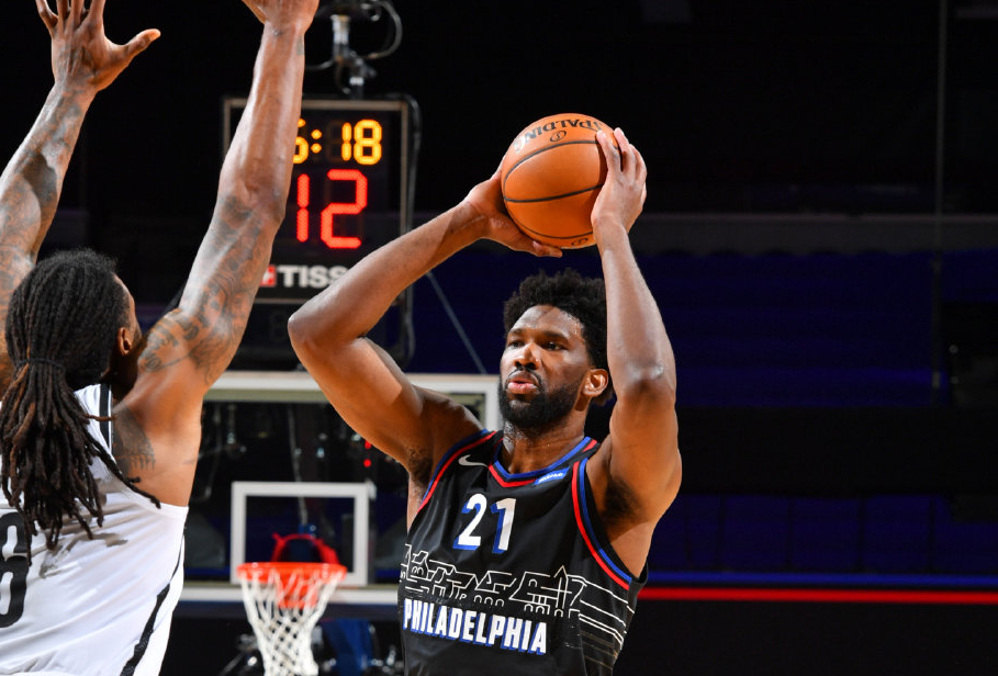 nba最强首发轰13胜0负,连胜湖人绿军篮网太狠