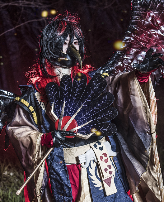 cosplay游戏《阴阳师》少羽大天狗,小哥哥暗黑气质十足