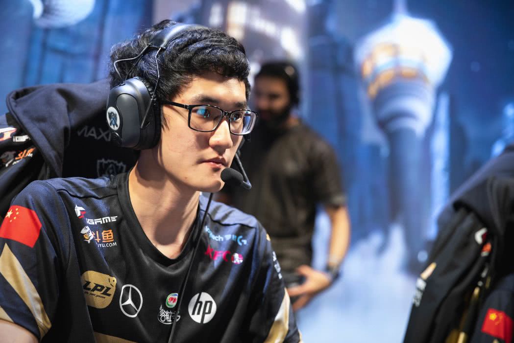 两年后,rng终究留不住karsa了