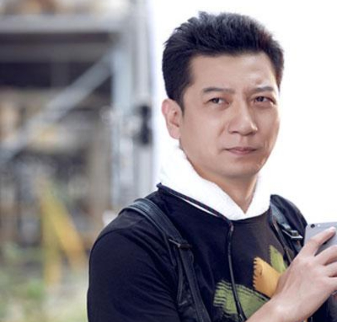 电视剧《小丈夫》中的家庭煮夫袁帅