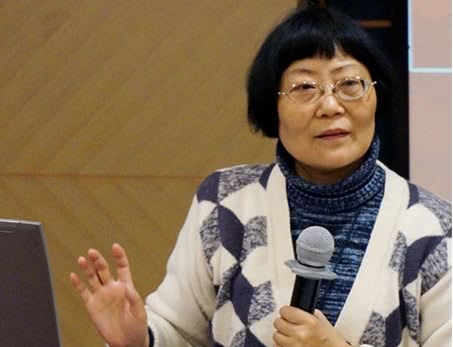 心理专家陈默:各自保持相对独立空间