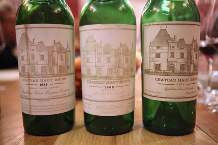 这个班有 <wbr>61 <wbr>个学生，拉菲是班长，木桐是文艺委员