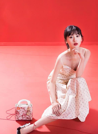 5年前在《爱情公寓》跑龙套,今已逆袭成"一线",太任性了!