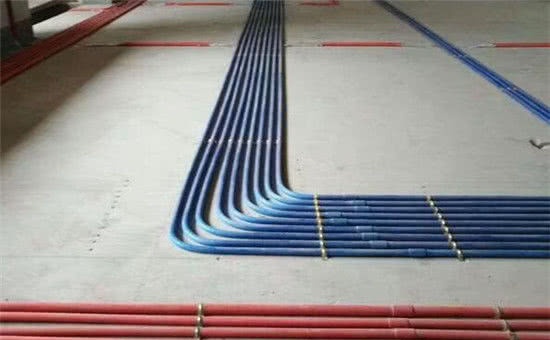 室内装修要用电的话,自然是需要进行电线布线,电线分为强电跟弱电,那