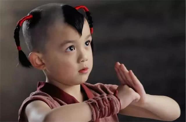 张子枫和吴磊拥抱戏只拍上半身?镜头下移10cm,网友笑出猪叫