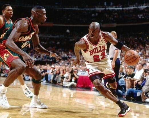 史上5大过人画面谁最帅?麦迪前3詹皇垫底乔丹最帅